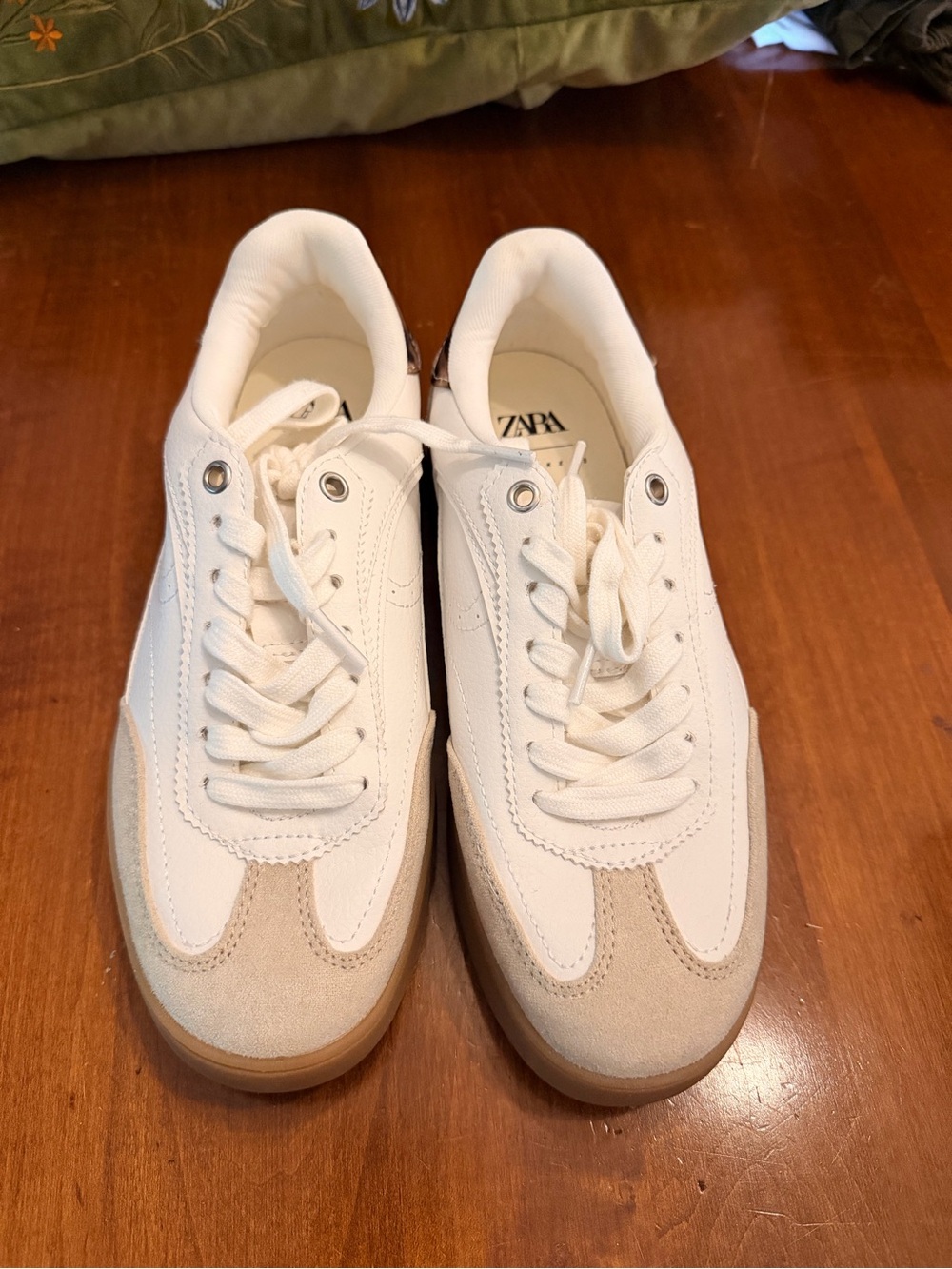 Zara Women’s Cream and Tan Leather & Suede Sneakers